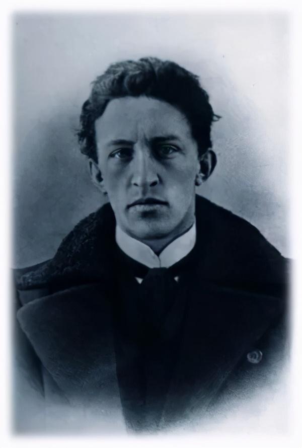 勃洛克,俄国19世纪末20世纪初著名诗人.