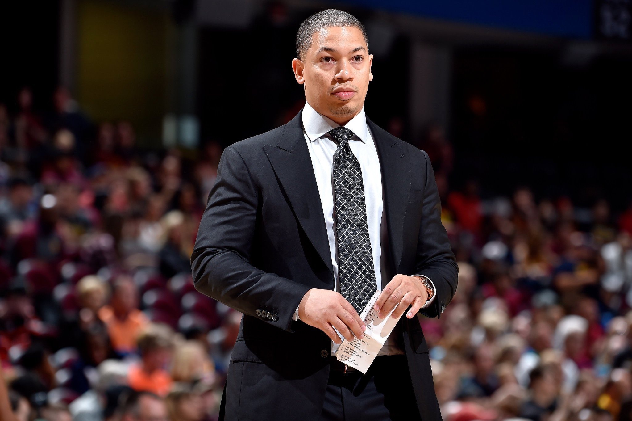 身旁没詹皇,泰伦卢能率快船夺冠?仅37%优质体育号作者认可