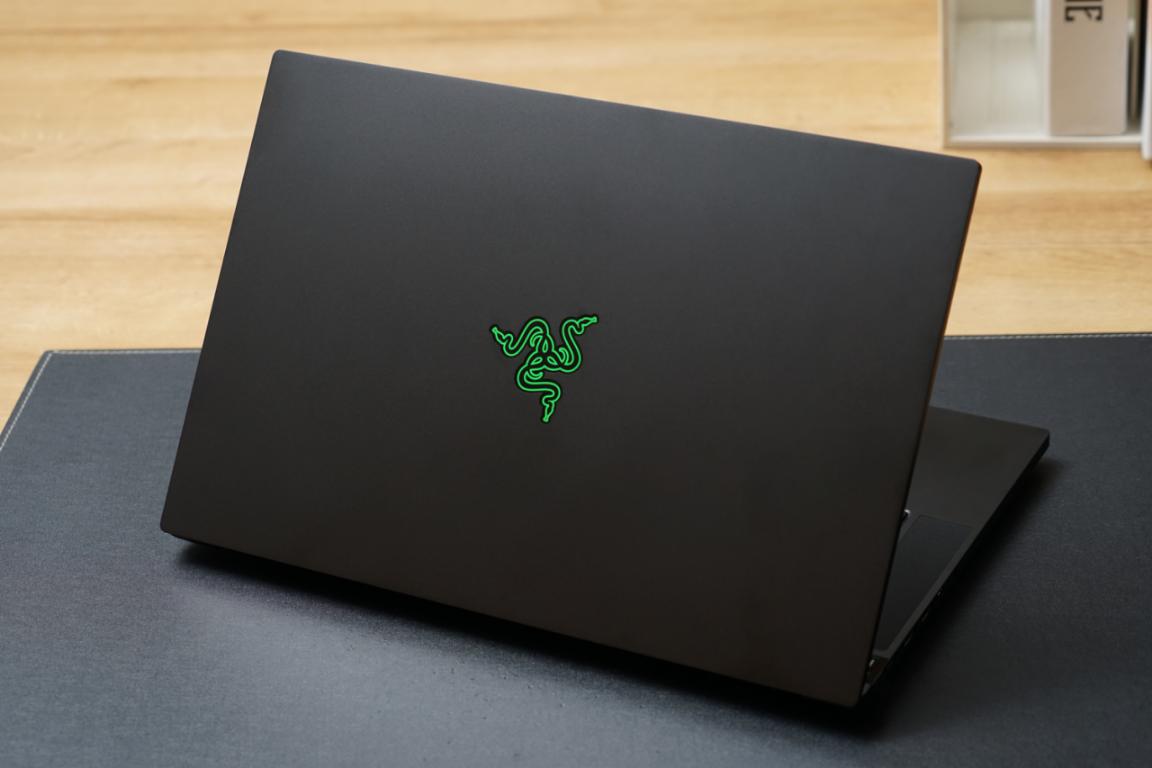 高效创高效创作优选,雷蛇灵刃15精英版4k