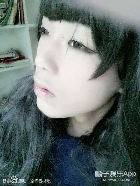 王锵澄清学历造假扮女装,处女作就搭档周冬雨,难道又是资源咖?