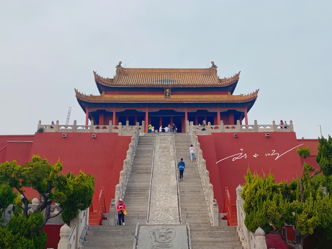 河南开封有个"华中小故宫",是六朝皇城遗址,好多游客却不知道|龙亭