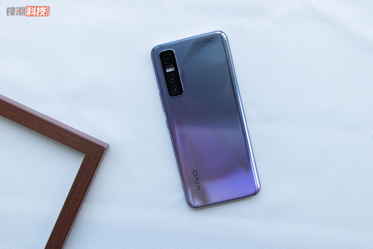 vivoy73s银月轻薄机身诠释月升日落之美