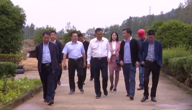 婺源县委副书记,县长吴云飞调研督导县污水处理厂项目建设