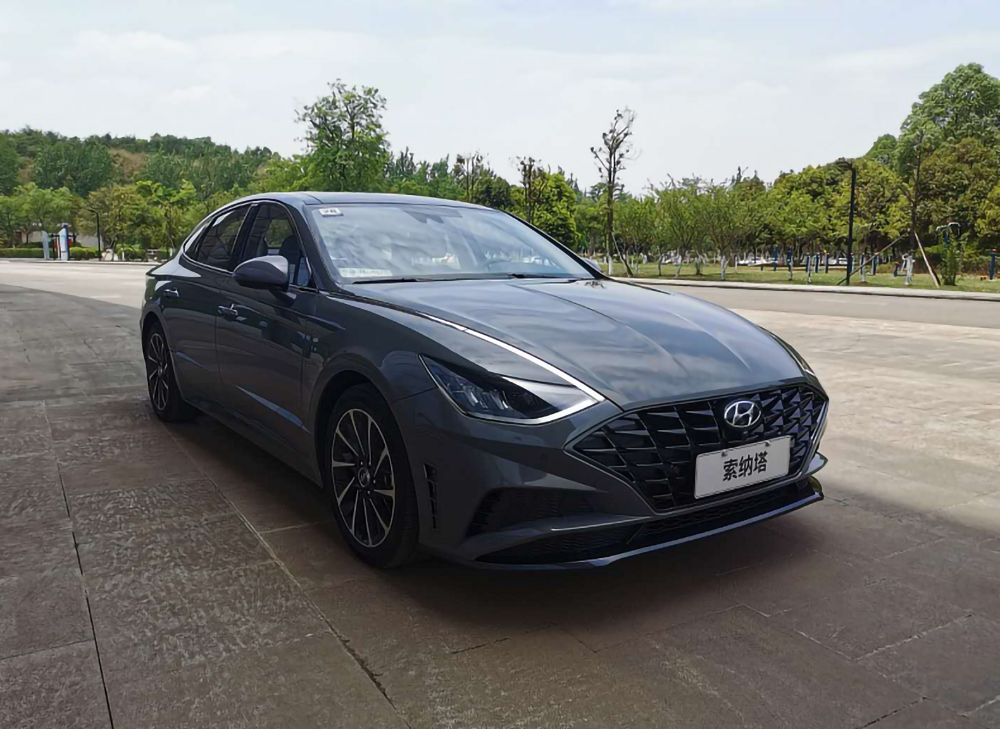 十代索纳塔:越改越年轻,想要火却很难