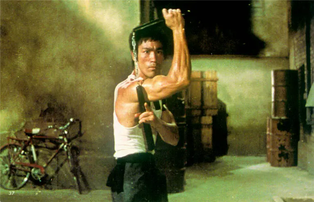 离开罗维的李小龙,用《猛龙过江》撑起自己的一片天|李小龙|唐龙|罗维