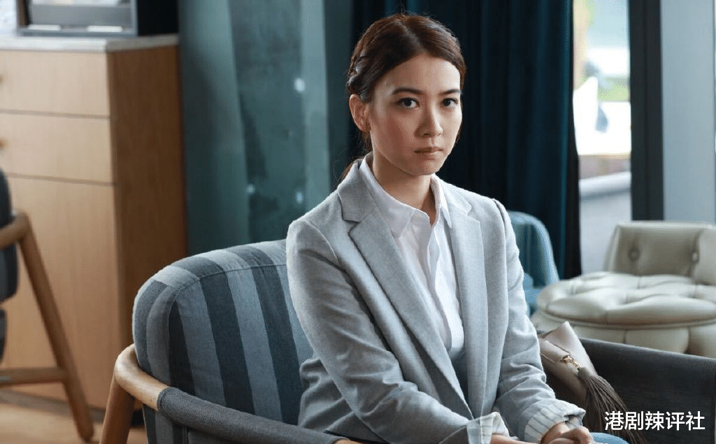 为做律师押后造人大计,tvb花旦获老公力撑,牵手外出喝平价咖啡|朱千雪