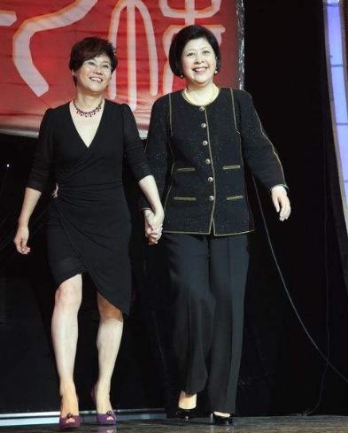 亲妈李小婉干妈李少红,被捧了20年不红的他,谁成想演霸总火了