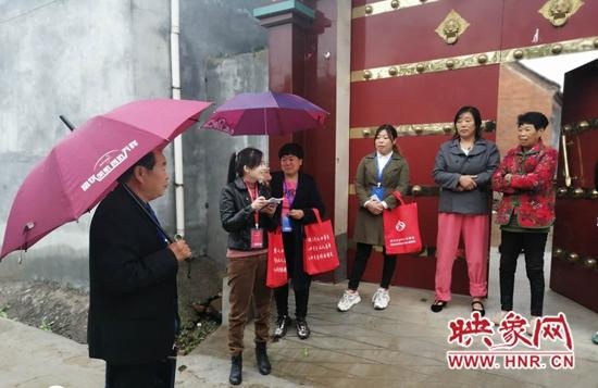 宝丰人口_河南宝丰:人口普查员用脚步“量”出时代大数据