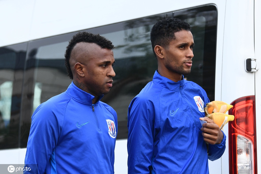 上海德比十大看点:上港欲连续4年双杀 申花望“杯赛”再逆袭休闲区蓝鸢梦想 - Www.slyday.coM 上海德比十大看点:上港欲连续4年双杀 申花望“杯赛”再逆袭休闲区蓝鸢梦想 - Www.slyday.coM