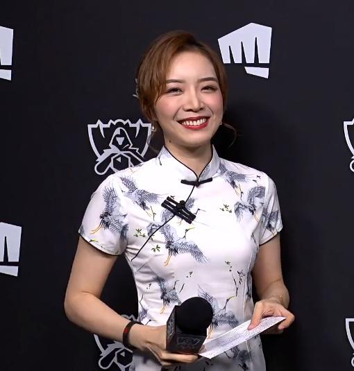 tes让二追三周淑怡旗袍出镜被余霜完虐药水哥却力挺周姐