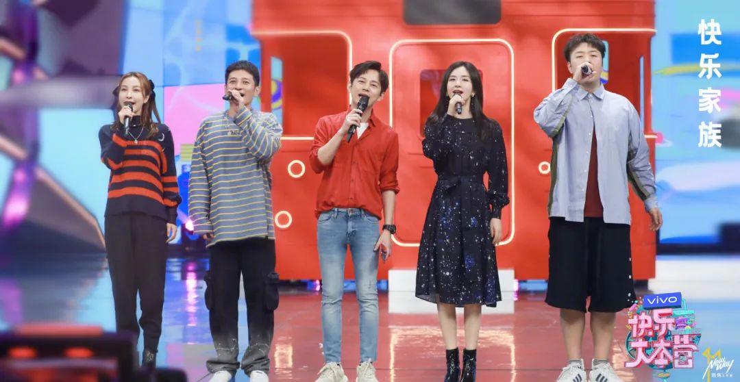 《快乐大本营》:当男,女人间教练相遇,到底谁更胜一筹