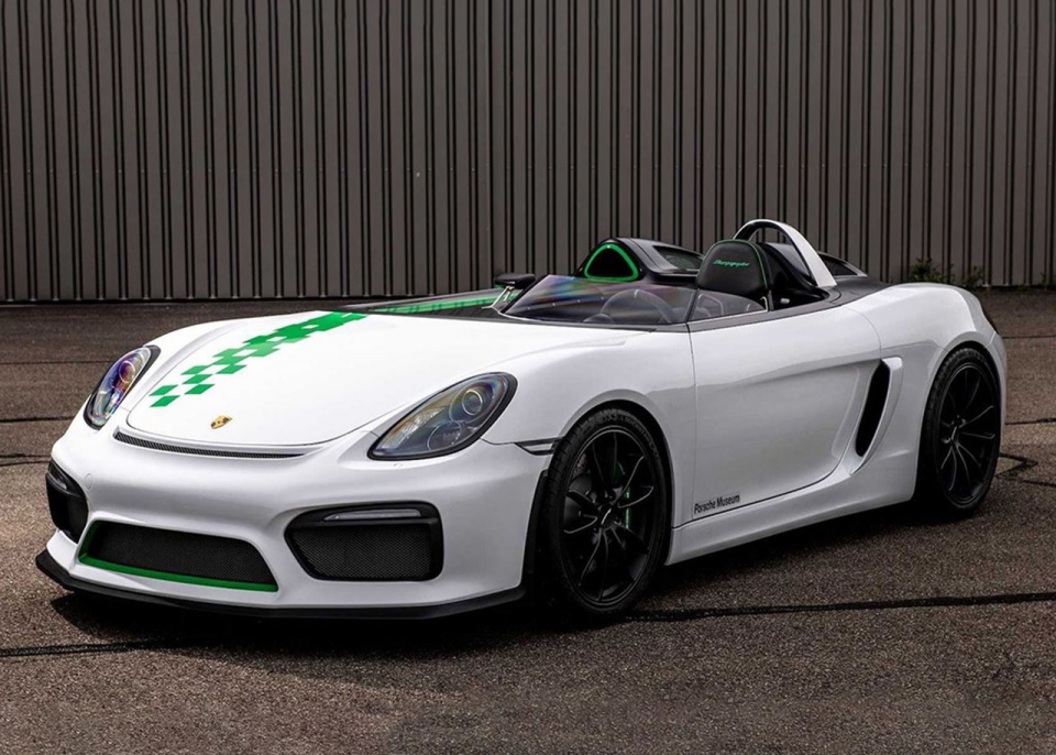 保时捷一直和豪华设计推出的981 bergspyder,超级帅!