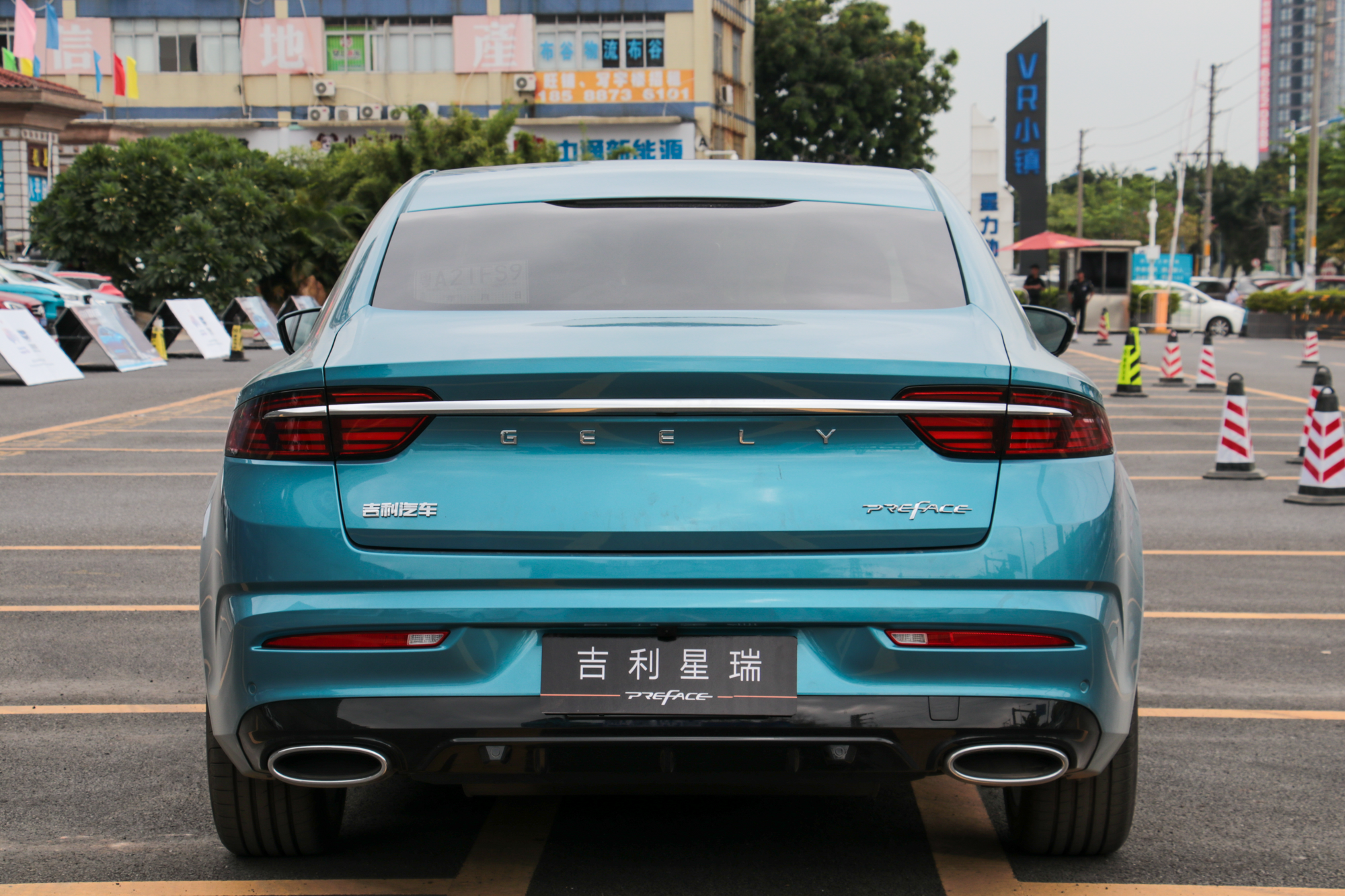 吉利星瑞到店实拍搭载沃尔沃20t动力售价令人心动