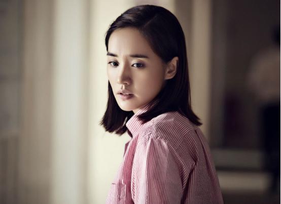 有种"毁容"叫秋雅,《夏洛特烦恼》中可盐可甜,结婚后却成路人