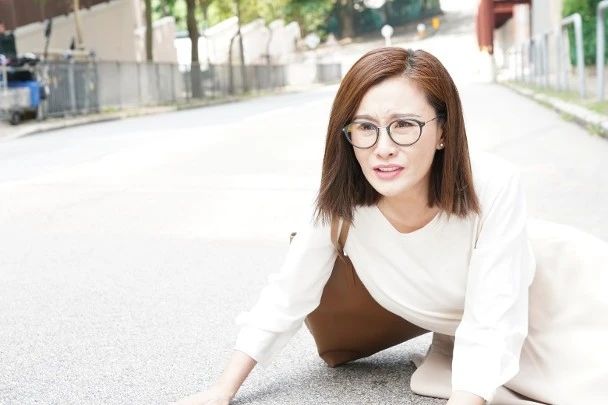 木棘证人今晚首播罗仲谦大赞张曦雯聪明张文慈韦家雄再合作