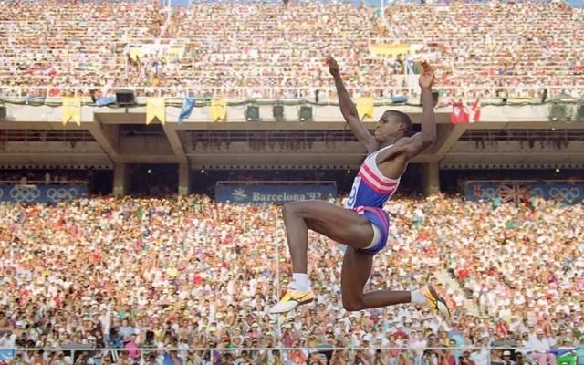 而他奥运会1金1银1铜三枚奖牌的成绩也是超过鲍威尔,比蒙,佩德罗索