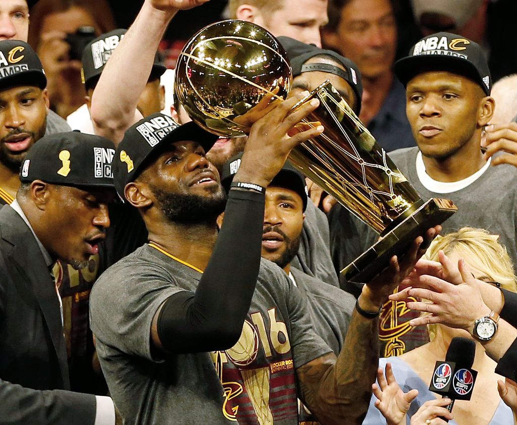 美媒排詹姆斯职业生涯四次总冠军含金量:12热火垫底,16骑士登顶