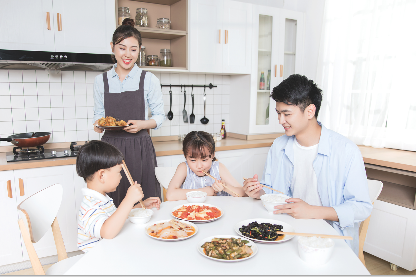 应采儿回怼朱丹获千万点赞别不在乎孩子吃饭的样子这就是教养