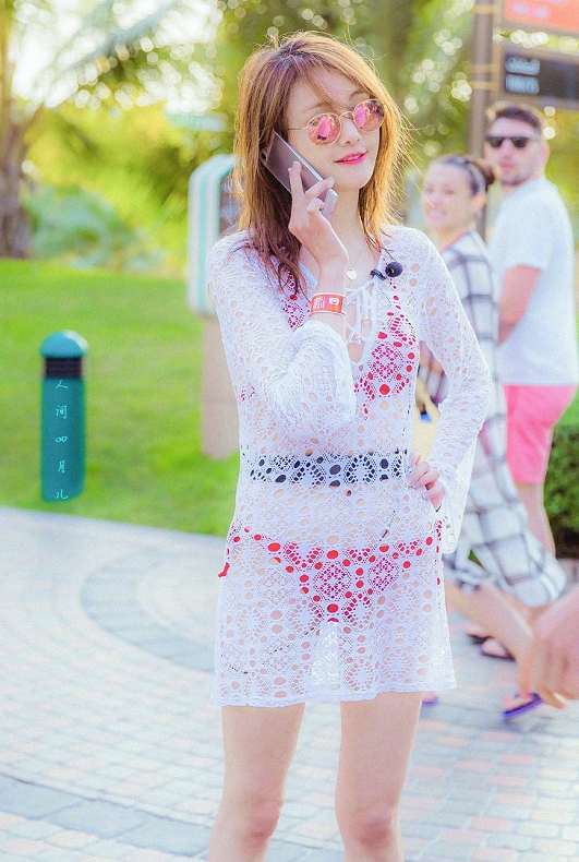 女明星泳装照宋茜大长腿吴宣仪清纯看到郑爽移不开眼