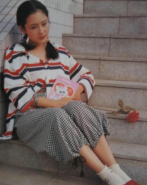 轻时的陈红有多美?随便一张图片都无可挑剔,陈凯歌好眼光!
