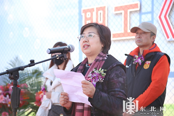香坊区副区长王宇虹宣布比赛开幕.