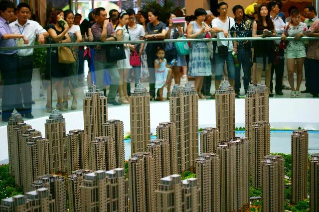 深圳部分大行继续收紧“房抵贷”：住宅类放缓、商铺等基本停贷