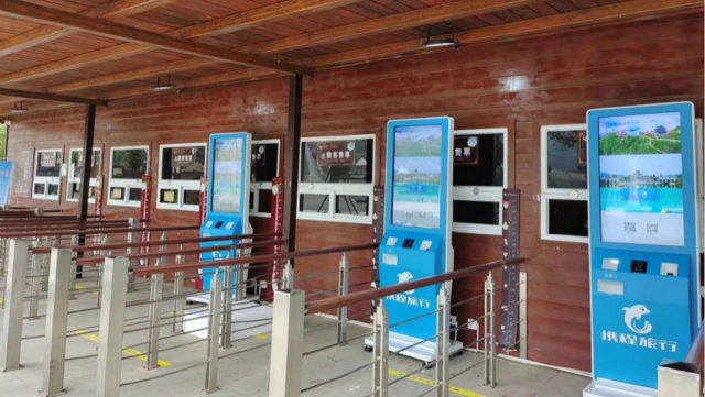 国庆旅游：预约成新常态 错峰游客“先加班、后出游”