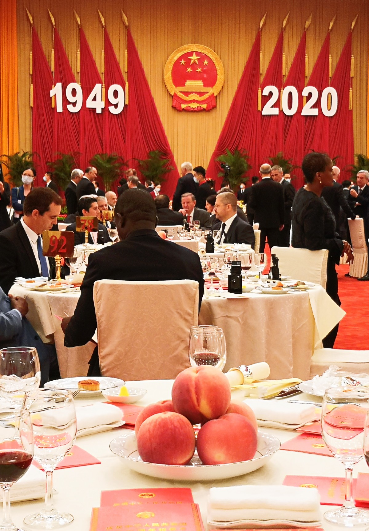 平谷大桃再上国宴一颗桃凝聚百项技术