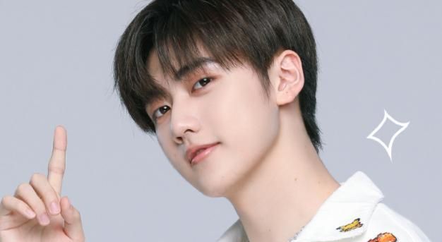 张子枫北电班级大合照,4名同学面孔熟悉,网友:这个班藏龙卧虎休闲区蓝鸢梦想 - Www.slyday.coM 张子枫北电班级大合照,4名同学面孔熟悉,网友:这个班藏龙卧虎休闲区蓝鸢梦想 - Www.slyday.coM