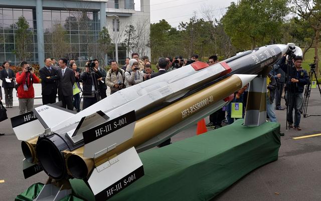 鹰击81的出现将中国海军的海上打击能力扩大到了40公里,但是好景不长