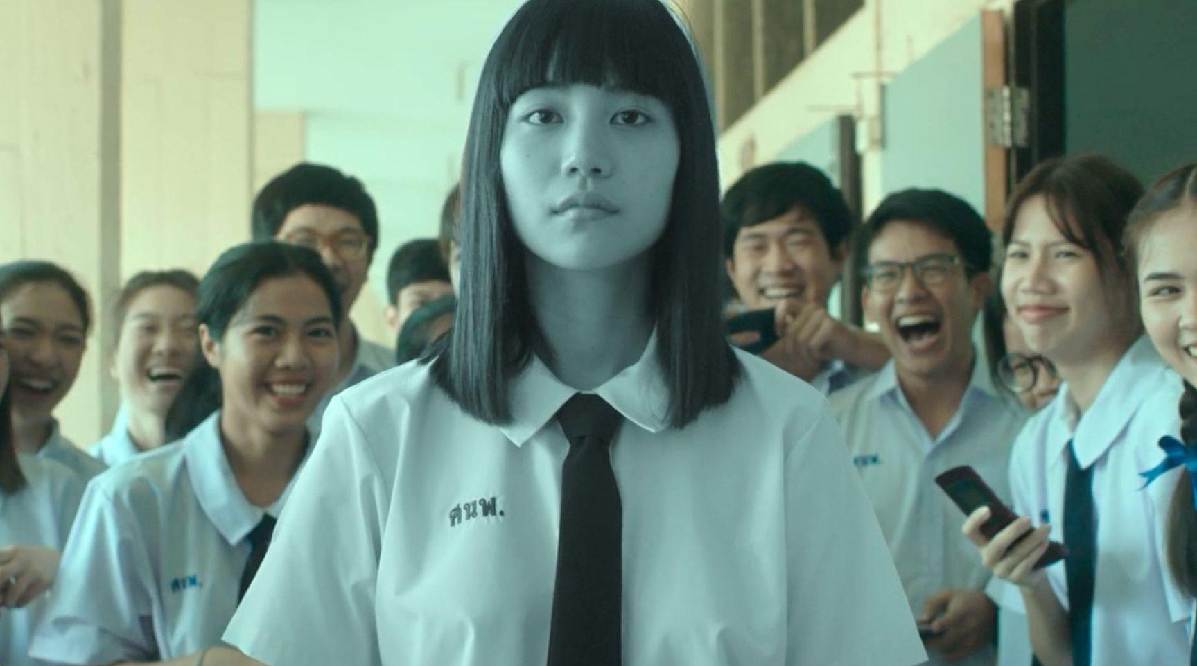 《禁忌女孩》:少女被同学嘲笑侮辱