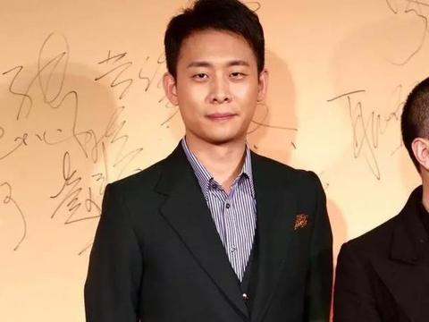 成立妖精会,把女孩塞进缸里,张译怎么就摇身一变成了百亿演员?|张译|妖精|女孩|剧组|攀登者_新浪新闻