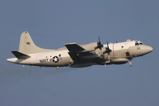 美军机对中国抵近侦察 一度飞至距领海基线50海里处|电子侦察机|ep-3e