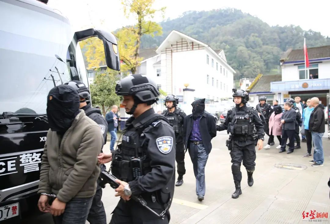 四川一村支书被判无期:组织领导黑社会性质组织,敛财