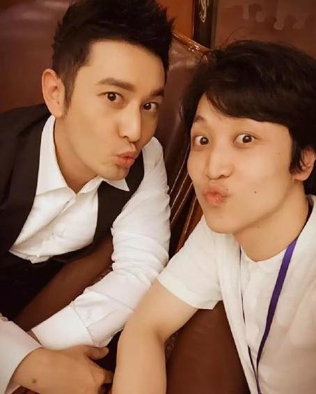 2017年,张海宇还出演过喜剧系列剧《废柴兄弟》,后来还参加过《今夜