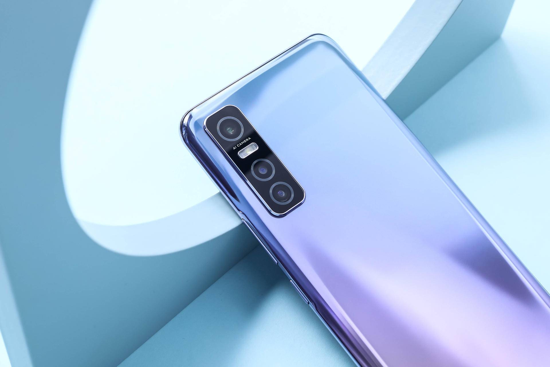 不止颜值高!vivo y73s实力诠释5g手机该有的样子