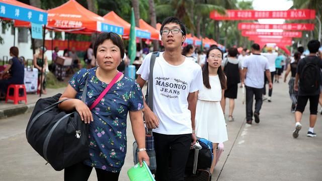 奇事!985高校刚开学,就取消了51名新生入学资格,这到底是为何?休闲区蓝鸢梦想 - Www.slyday.coM 奇事!985高校刚开学,就取消了51名新生入学资格,这到底是为何?休闲区蓝鸢梦想 - Www.slyday.coM