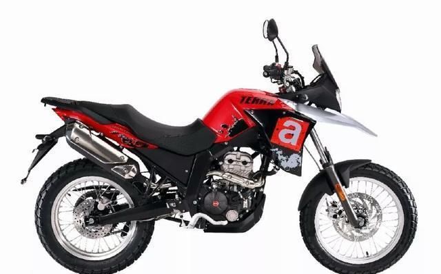 拉力摩托车排行榜_两万左右,跑长途不累,省油的“拉力”摩托车,求推荐