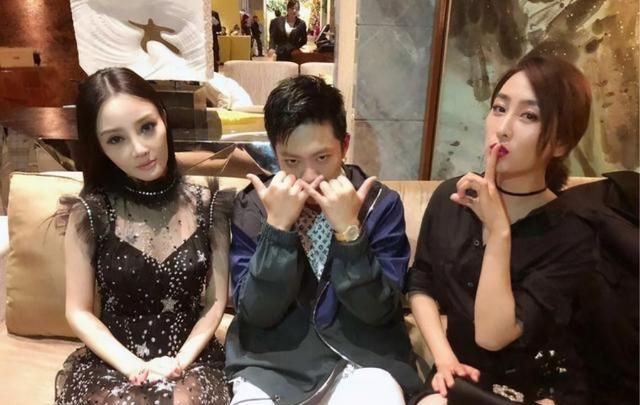 李小璐我在人生低谷时接受了贾乃亮主要因为爸妈不是因为爱情