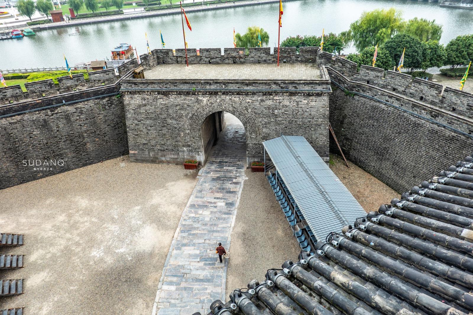 荆州古城墙:中国七大古城墙排名第二,有"江南完璧"之美誉 - 中国十大