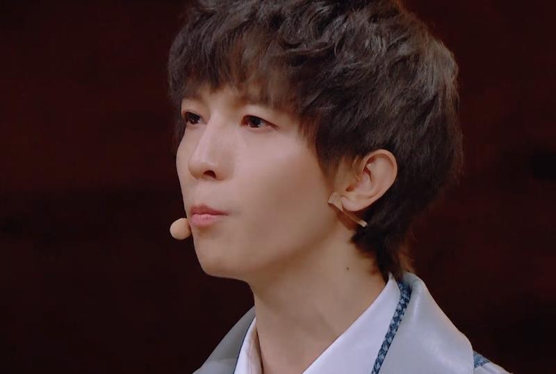 演员请就位:李溪芮因忘台词落泪,赵薇的表情成了最大亮点|郭敬明