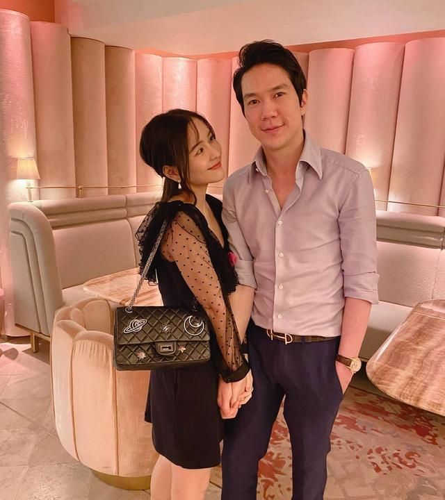 3周年啦!泰星aom手术后平安康复,开心与男友amp庆祝交往3周年