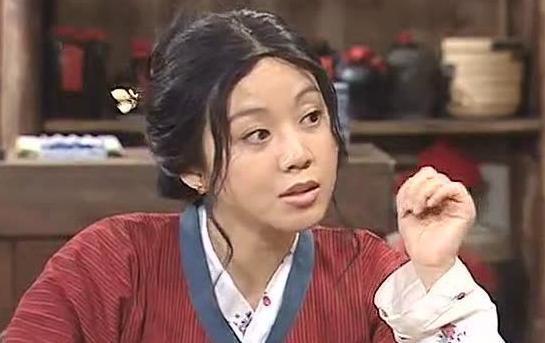 曾因出演武林外传客栈老板娘意外走红,如今48岁长这样|闫妮|武林外传