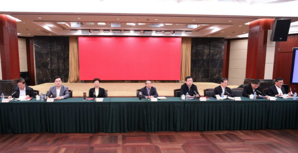 图说：上海市政协召开“我市纪检监察工作情况”专题通报会。金松 摄