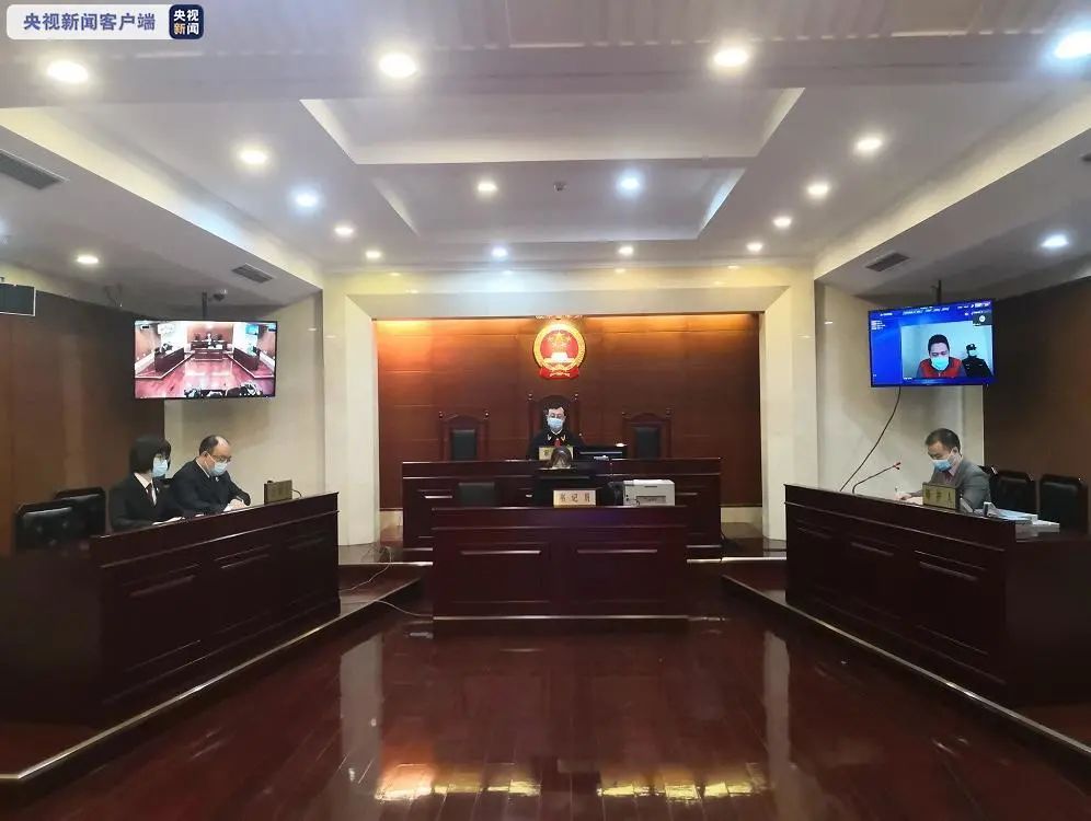 驾车超速别车泼咖啡 车主一审被判拘役3个月