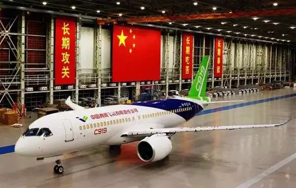 C919国产化率只有50%，这还算中国自主研制的大飞机么？|C919_新浪新闻
