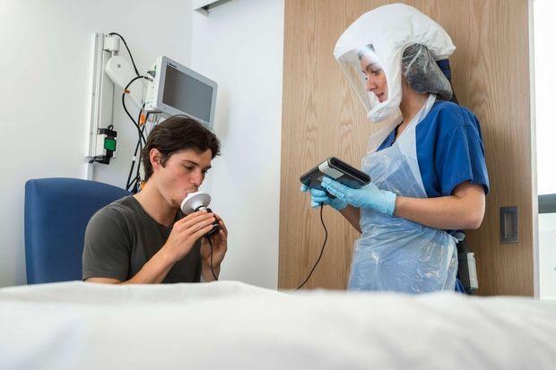 世界首次！英国启动争议性疫苗试验，上千人将主动感染新冠病毒休闲区蓝鸢梦想 - Www.slyday.coM