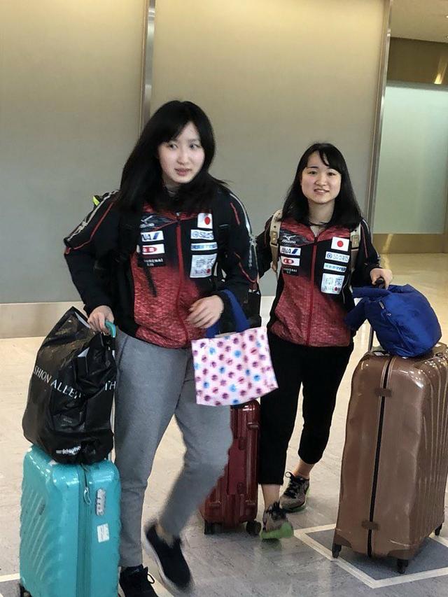 日女乒仨00后谁最美俩人已有女人味伊藤美诚20岁还像小孩