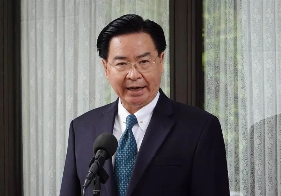 吴钊燮20日在“立法院” 图源:中时新闻网