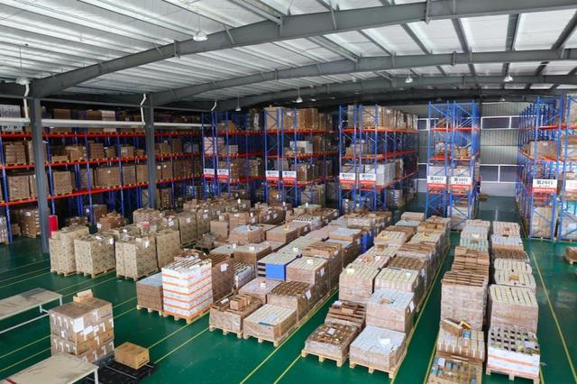 义乌综保区再次迎来拼多多直播云拼好物网友抢到就是赚到